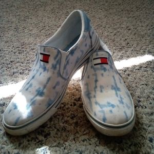 Tommy Hilfiger slip-ons